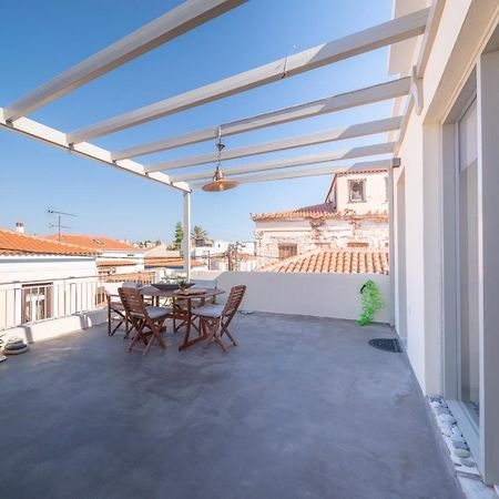 شقة The Roof - Flat Sea View In Aegina Town المظهر الخارجي الصورة