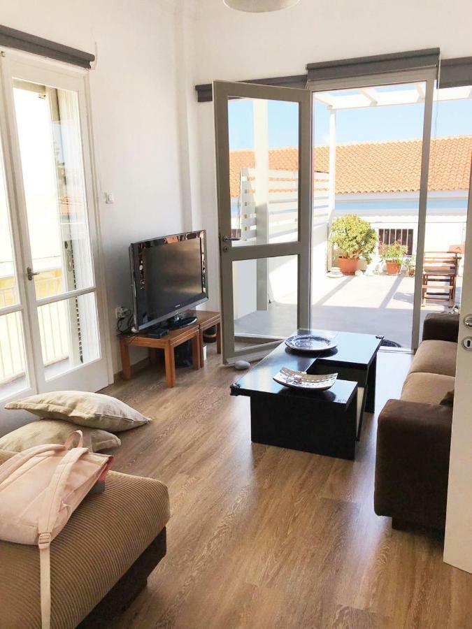 شقة The Roof - Flat Sea View In Aegina Town المظهر الخارجي الصورة