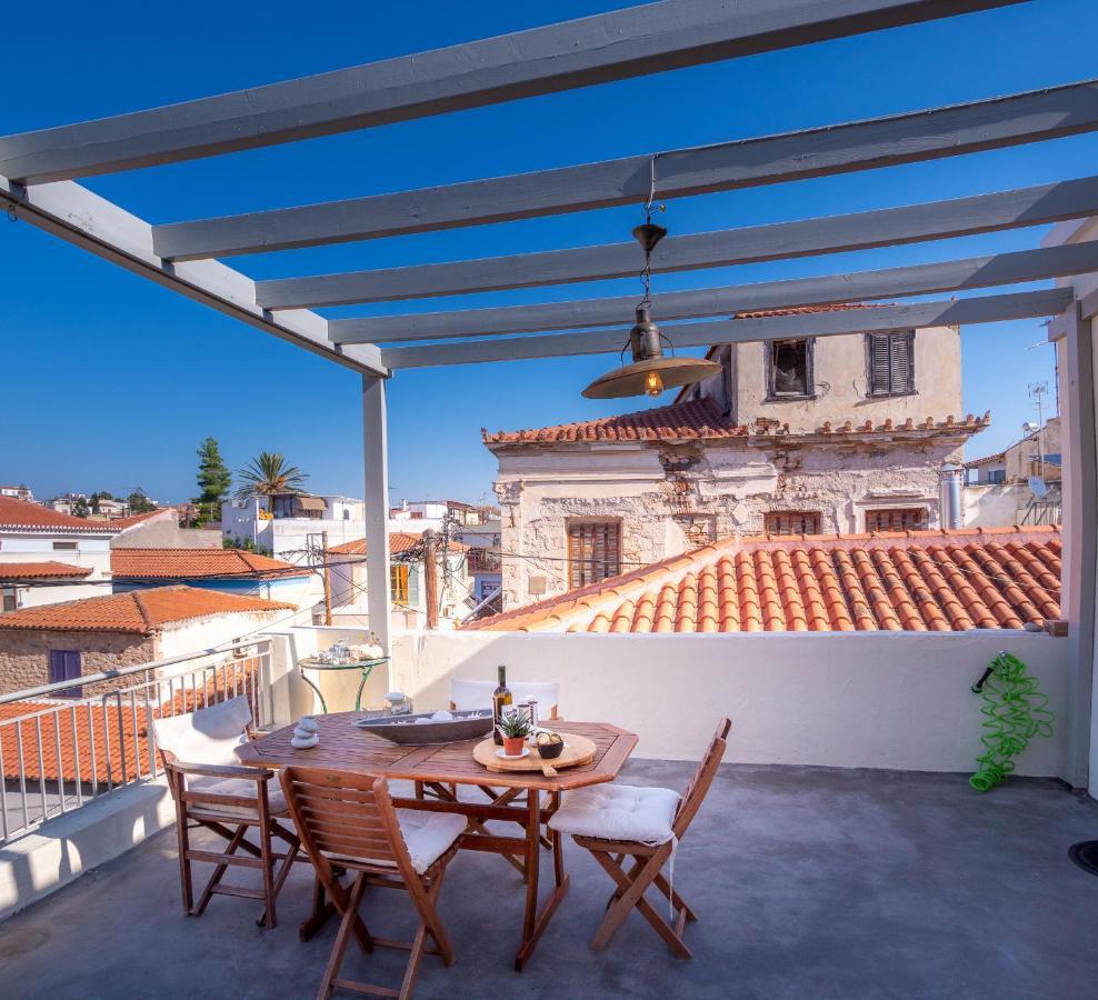شقة The Roof - Flat Sea View In Aegina Town المظهر الخارجي الصورة