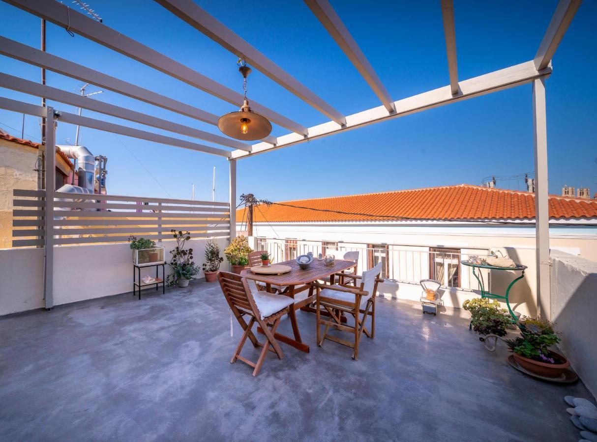شقة The Roof - Flat Sea View In Aegina Town المظهر الخارجي الصورة