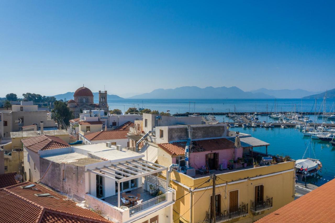 شقة The Roof - Flat Sea View In Aegina Town المظهر الخارجي الصورة