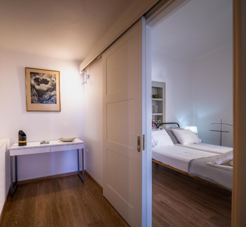 شقة The Roof - Flat Sea View In Aegina Town المظهر الخارجي الصورة