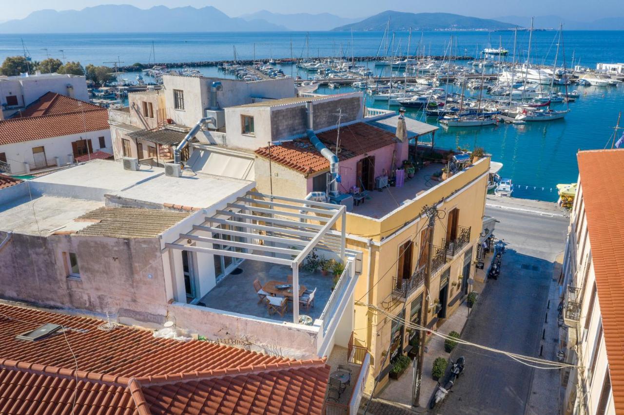 شقة The Roof - Flat Sea View In Aegina Town المظهر الخارجي الصورة